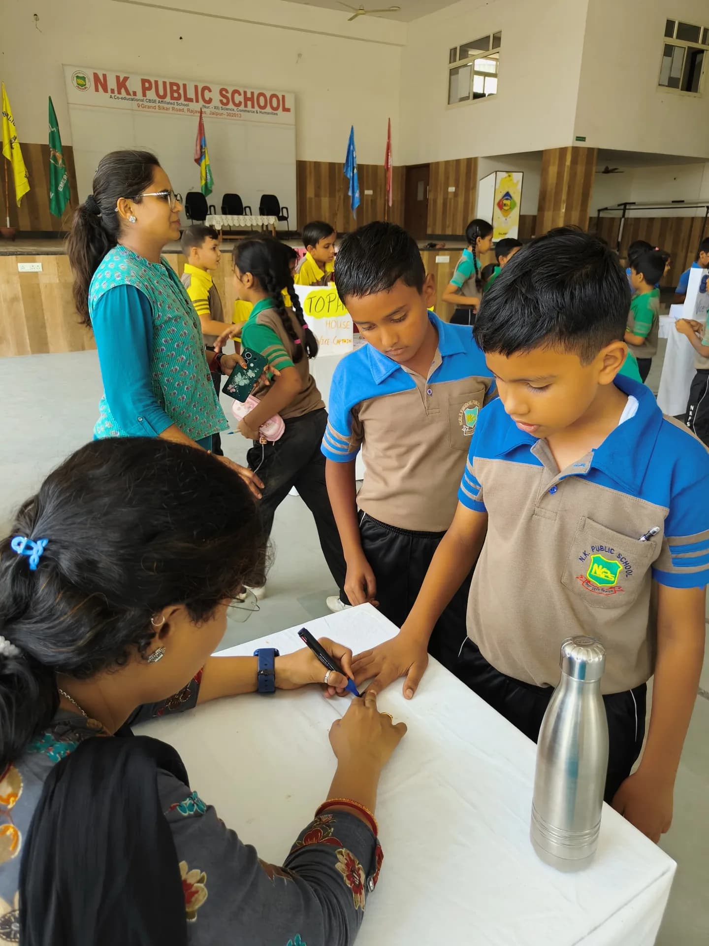 Little Votes Big Leaders